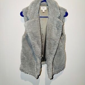 Everly Gray Fuzzy Vest
